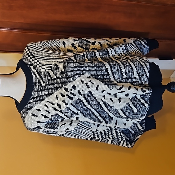 VINTAGE SWEATER RETRO UPWARD XL 100% ACRYLIC BLACK WHITE - Picture 1 of 5